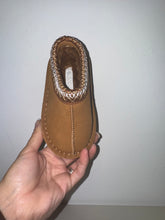 Load image into Gallery viewer, Camel slip on boots
