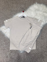 Load image into Gallery viewer, GEORGE beige short set
