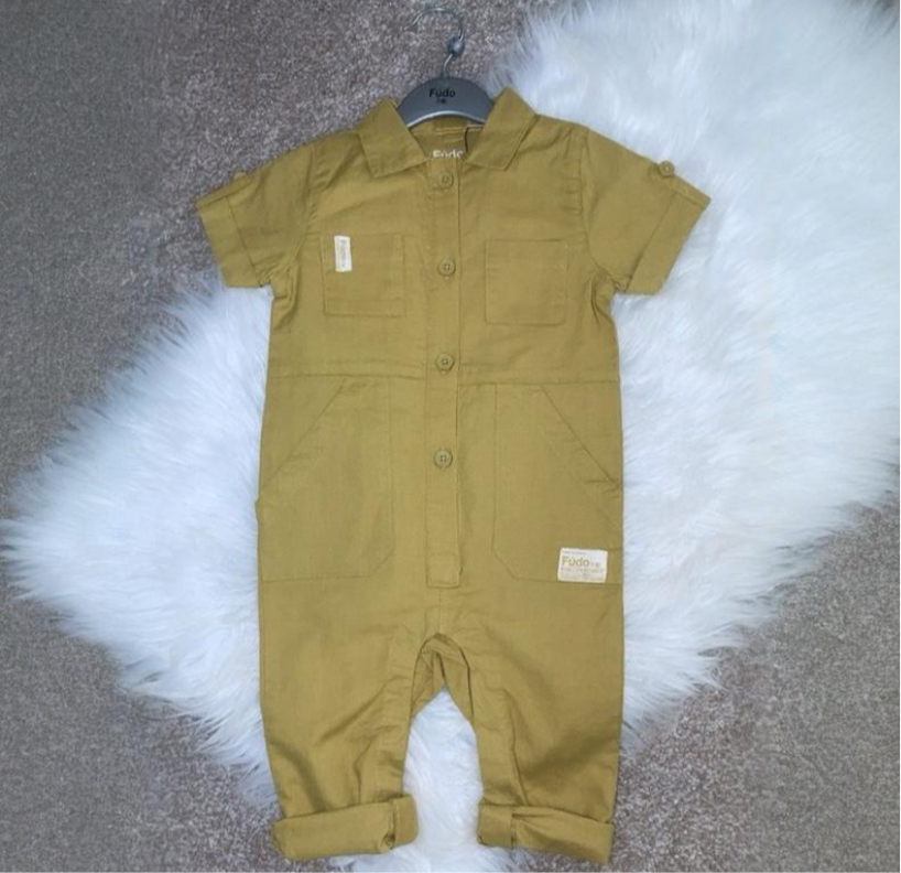 KIAN Outfit