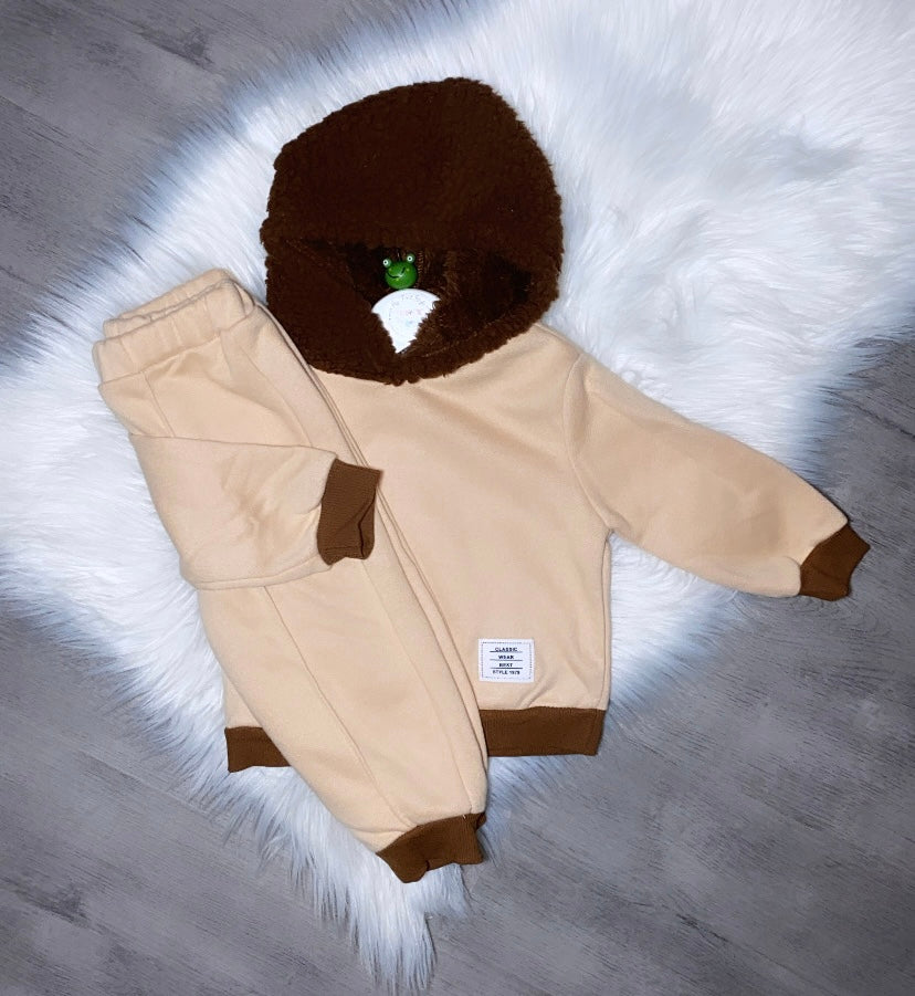 Fluffy brown & cream jogger set