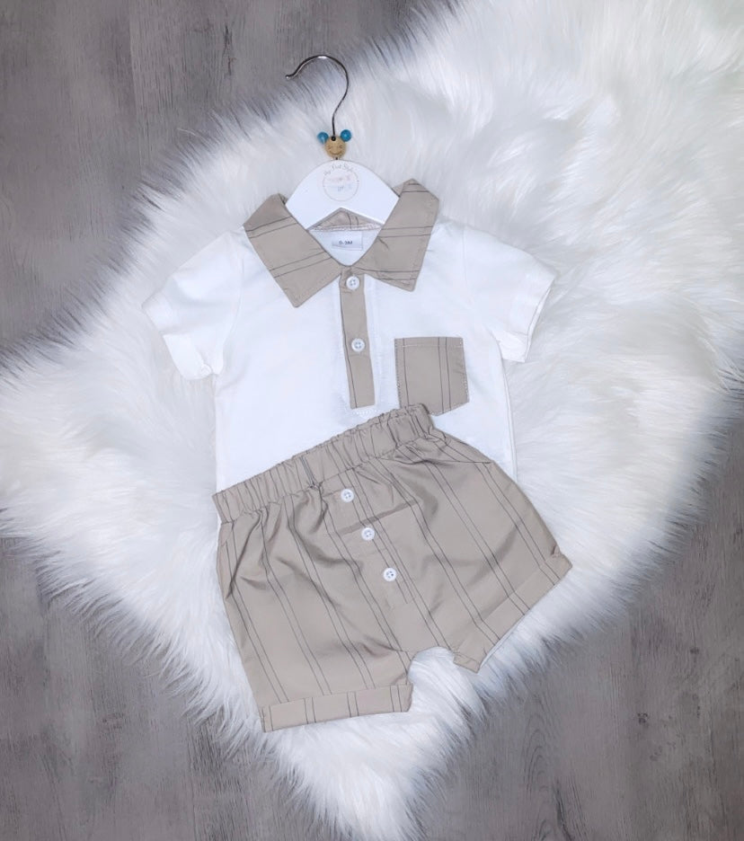 Beige stripe shorts & shirt set